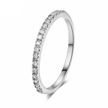 Classic Zirconia Rose Gold Ring